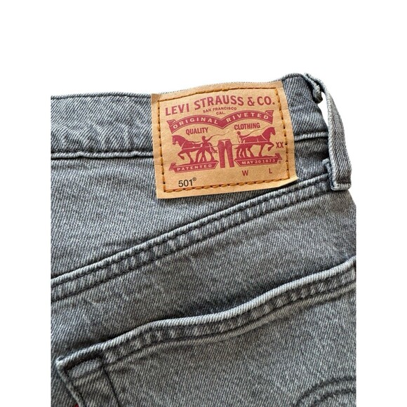 Levi’s Premium 501 80s Classic Mom Jeans In Gray Size 25x30 Casual Grunge Pants - Picture 4 of 9